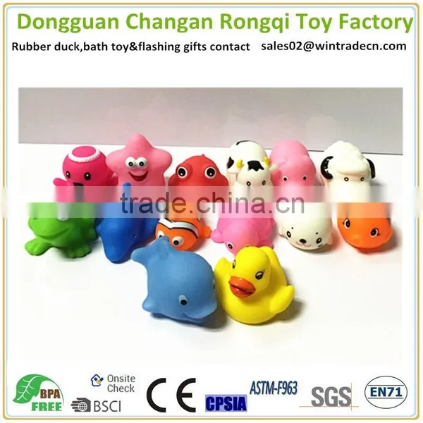 Rotocasting Vinyl Material Rubber Toy Spray Water 2016 Bath Animal