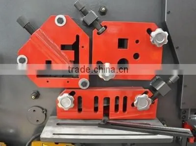 Equal Angle Hydraulic Punch & Shear Steel Workers photo-4
