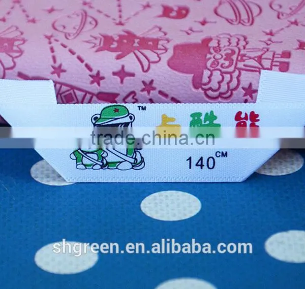 Mitre Fold Surcoat Neckline Printing Label photo-3