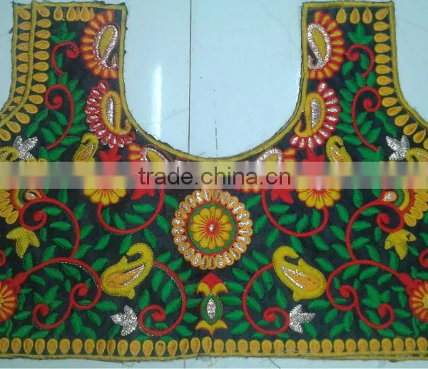 Flower Patch Embroidery Fabric for Lady Garment