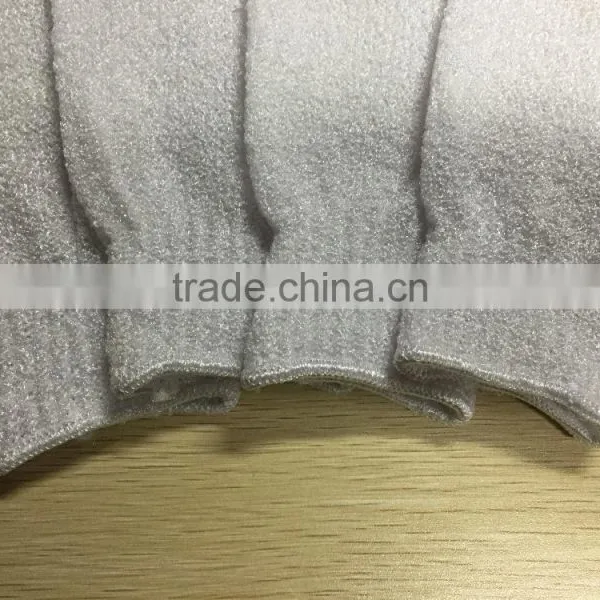 High Quality White Nylon Exfoliating Bathing SPA Gloves in 2016 photo-2