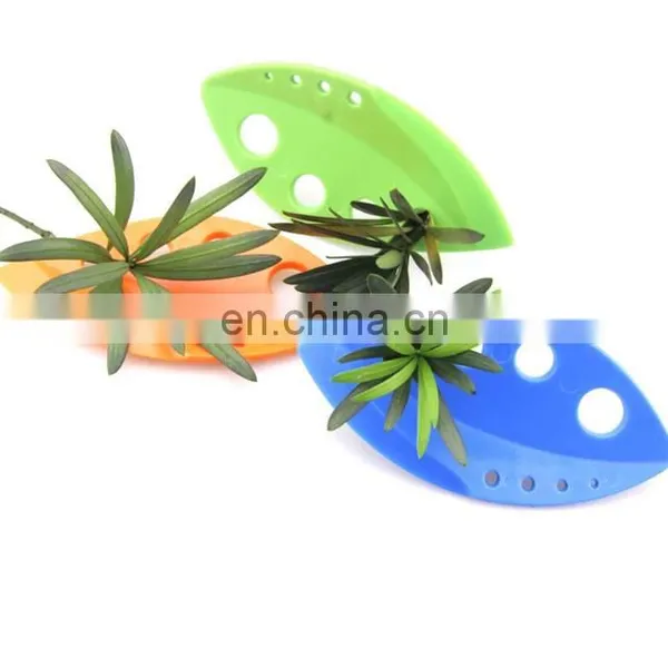 High Quality Vegetable Tool Plastic Leaf Herb Stripper photo-3