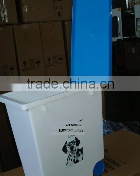 2015 High Quality Plastic Pet Food Container/dog Food Bin /pet Food Storage Container photo-6