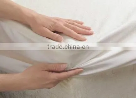 Ultrasonic Quilted Hypoallergenic Waterproof Mattress Protector photo-2