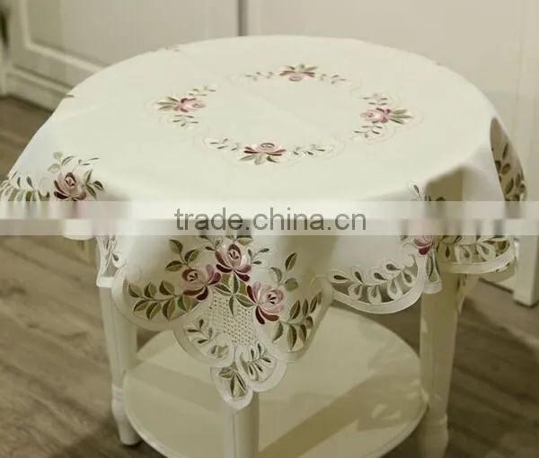 2015 New and Unquic Style Fancy Embroidery Table Cover photo-3