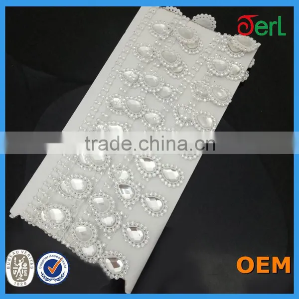 Plastic Rhinestone Trim for Garment Accessories photo-6