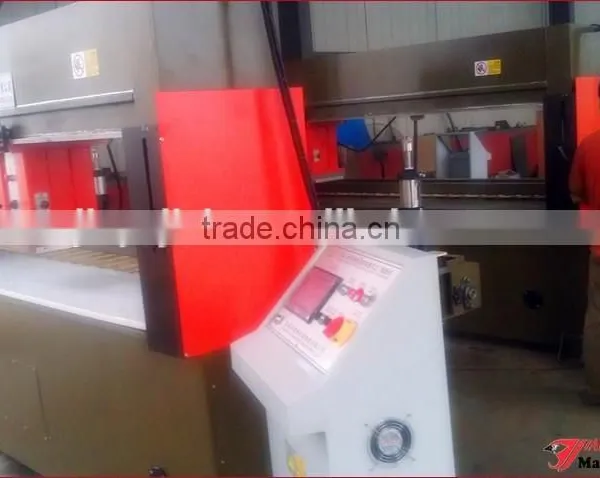 Ugg Boot Cutting Machine photo-3