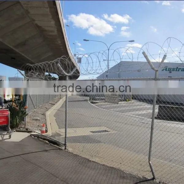 PVC Coated or Galvanized Rhombic Wire Mesh Diamond Wire Mesh Chain Link Fence Rolls photo-4