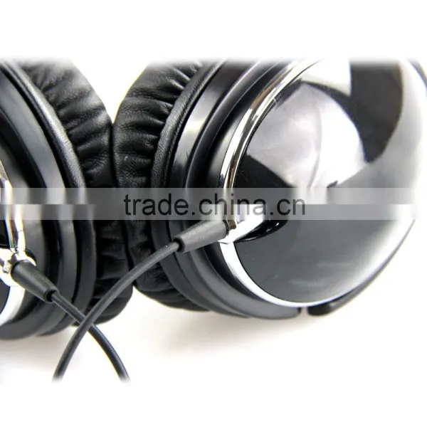 Matte Texture Skiding Resistance Sport Earphone
