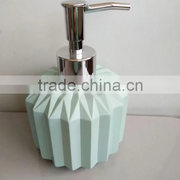 Ritzy Bathroom Accessories Set Holder 4 Pcs : Tumbler, Soap Dish, Dispenser, Toothbrush Holder photo-2