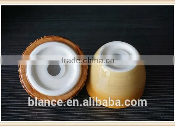 Ceramic Salt and Pepper Shaker in Hazels Design photo-2