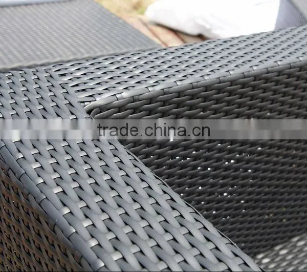 2016 the Best Sell Rattan Outdoor Table Bar Table With 6 Bar Chairs photo-3