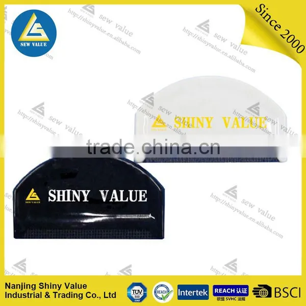 Plastic Handle Succinate Color Cashmere Comb For Sweater photo-4