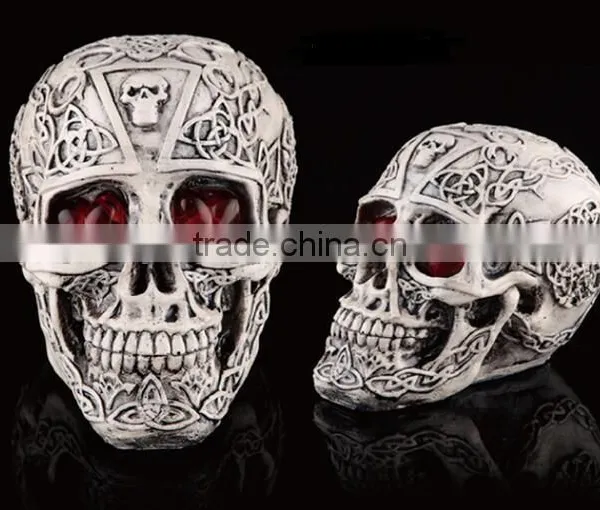 Creative Terror Halloween Toys Funny Tricky Toy Flash Resin Skulls Halloween Decorations photo-3