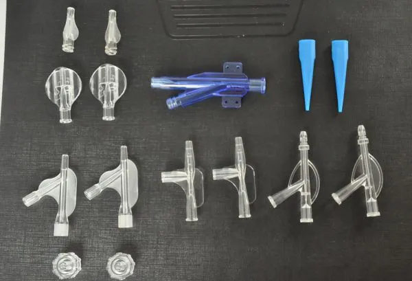 Medical Plastic Y Connector Injection Mould photo-3