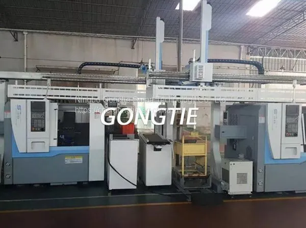 Automatic CNC Lathe With Gantry Loader
