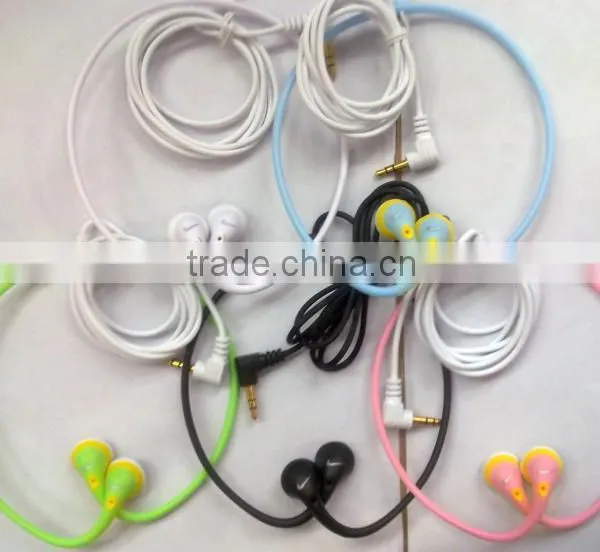 Color Silicone Beautiful Neck Hang Earphones for Girls photo-2