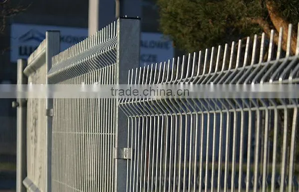 Green 5mm Wire Triangle Bending Welded Road Side 3D Mesh Fencing photo-6