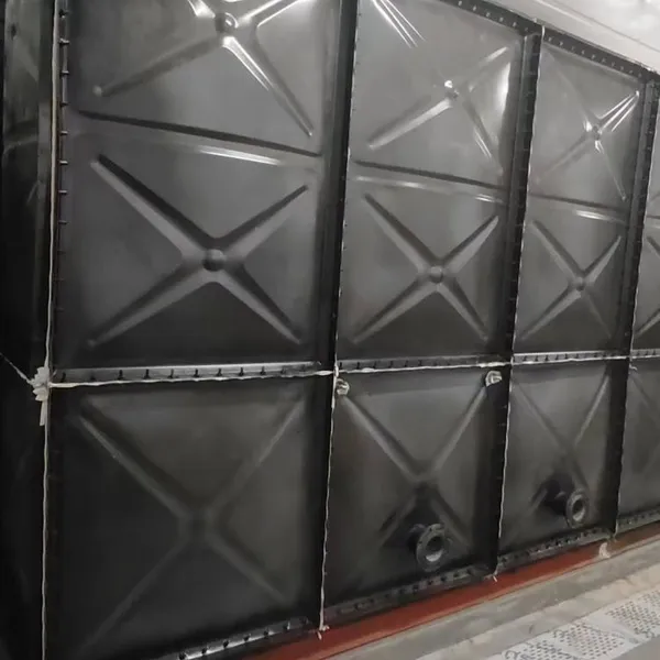 Оптовые поставки SMC FRP композитных панельных водяных баков с болтовым соединением для легкого хранения воды