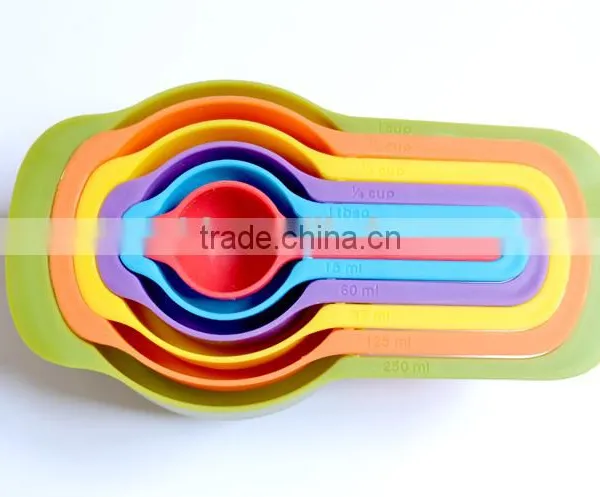 high quality plastic measuring scoops in colors