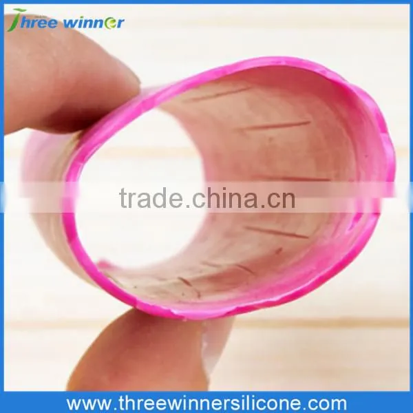 Cheap Fashion Commercial Silicone Garlic Peeler With Factory Price photo-6