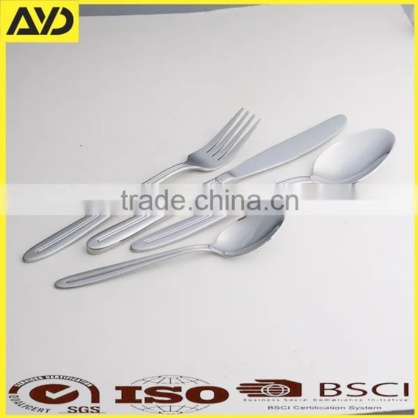 24 Piece Stainless Steel Cutlery Set in Gift Box photo-6