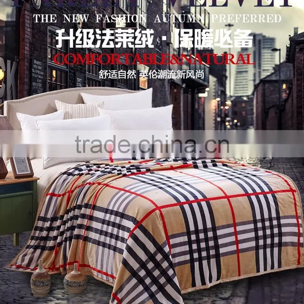 Good Hand Feel 300GSM Lattice Printing Flannel Blanket photo-5