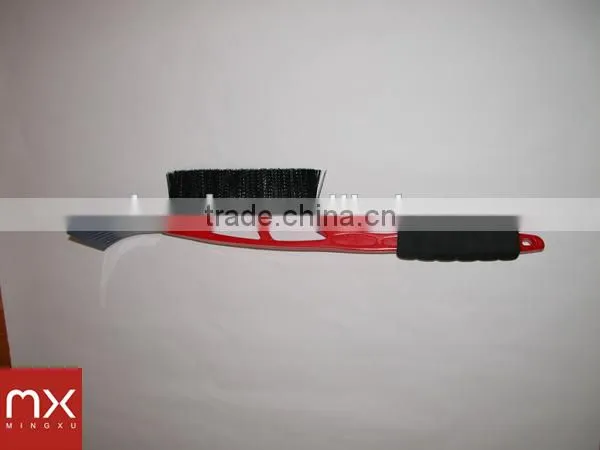 Snow Brush With EVA Hand Protector for IPO in USA photo-2