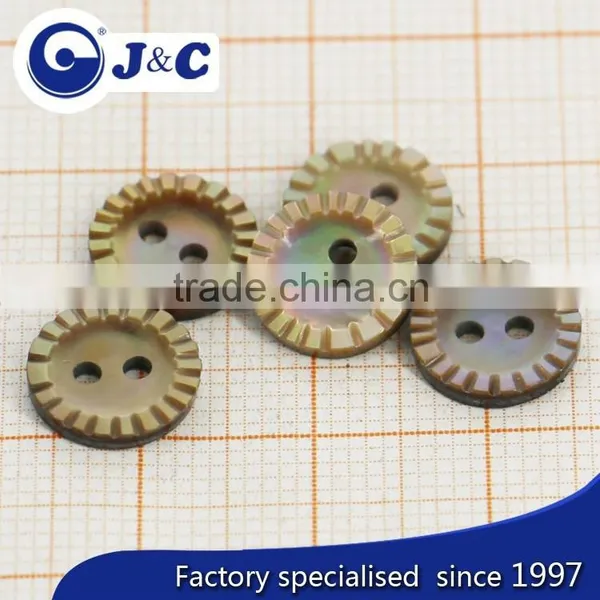 Flower Shape Sea Shell Pearl of Mother Studs photo-4