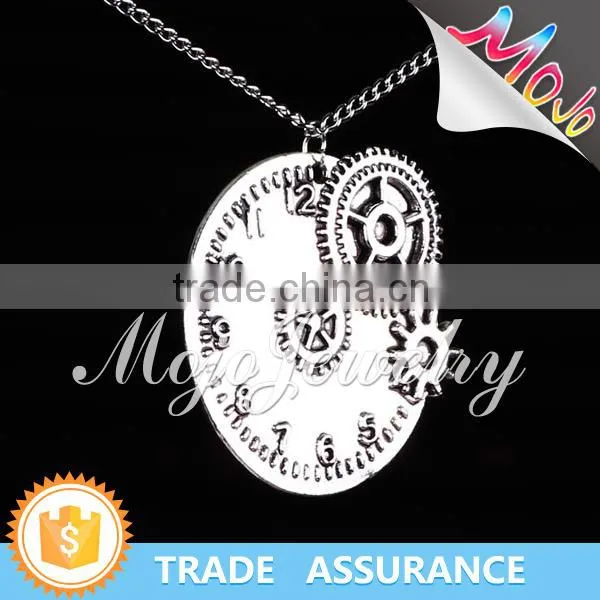 Free Sample Necklace Animal Shape Circle Pendant Necklace photo-4