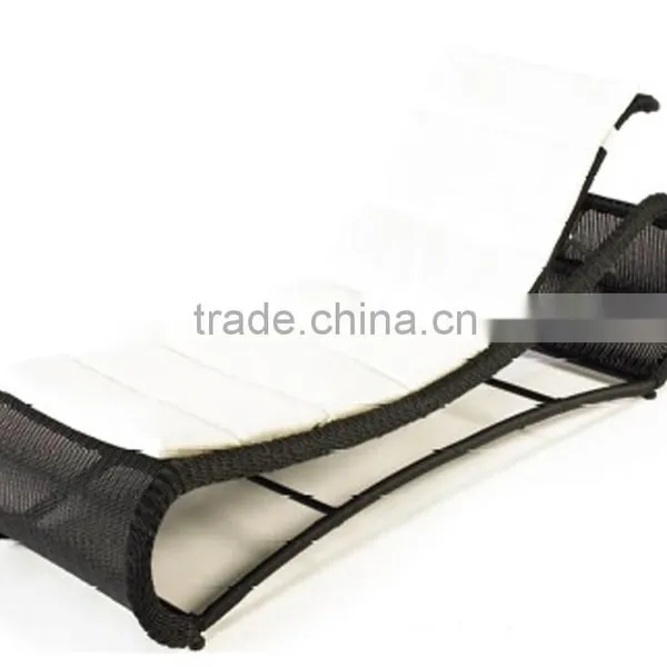 All Weather Outdoor Wicker Rattan Beach Chair photo-5