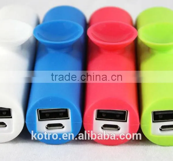 Mini 2 in 1 Silicone 18650 li Ion Battery Charger Holder 2000mah 2200mAh 2600mah Suction Cup External Power Bank Charger photo-4