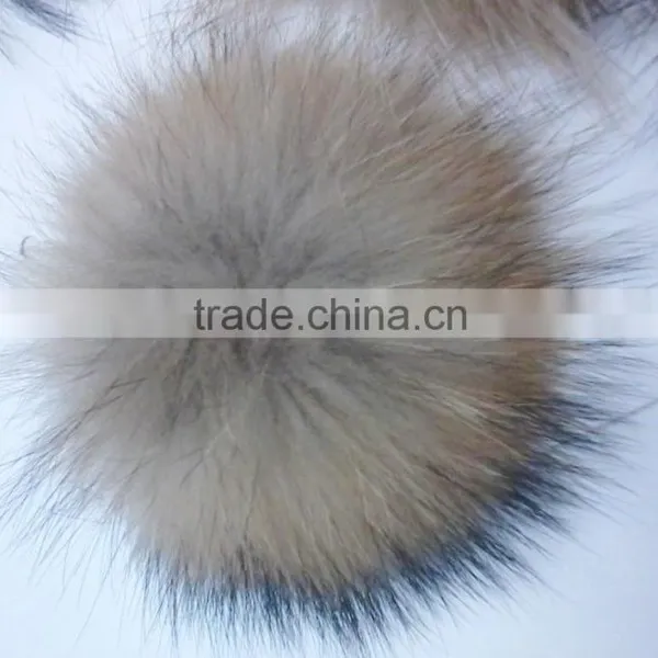 Factory Price Real Raccoon Fur Pompoms photo-2