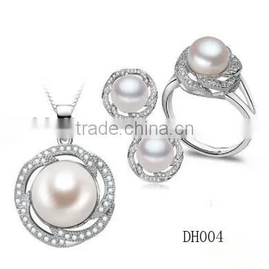 Newest Design Unisex Unique Pearl Ring Designs For Free Sample photo-4