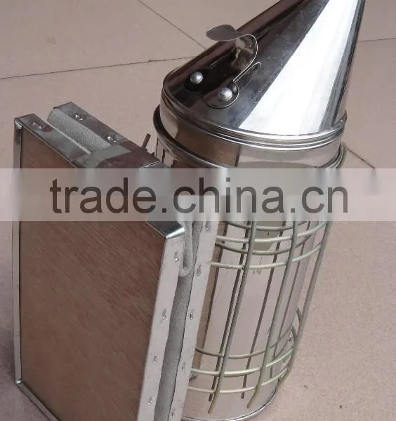 Stainless Steel Dermis and Leather Bee Hive Smoker With Good Quality photo-2