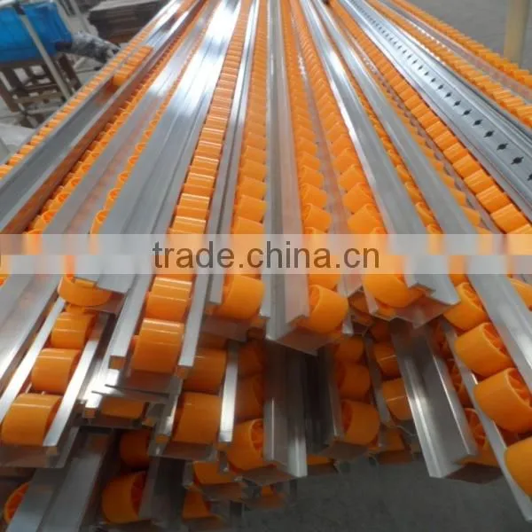 Galvanized Steel Frame With Plastic Wheel for Roller Track System photo-4