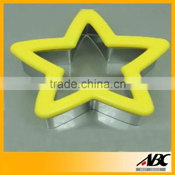 Christmas Theme Snow Man Shaped Cookie Cutter photo-3