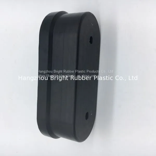 China High Quality OEM Black 80+/-5 Shore a Neoprene Industrial Molded Rubber Parts photo-3