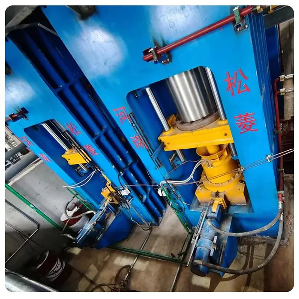Iron Powder Roller Hot Press Block Hot Press Roller Machine Iron Concentrate Powder Roller Press Ball Machine photo-4
