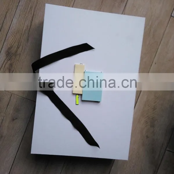 FOLDING BOX