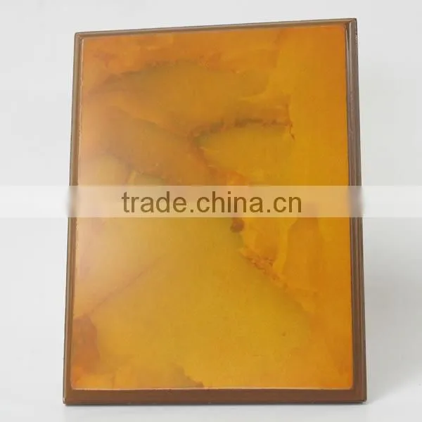 WOODEN PLAQUE 3039