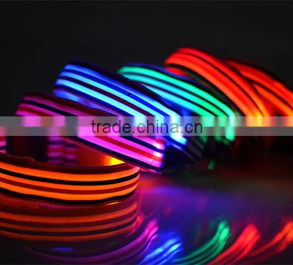 Dogs Puppy LED Flashing Collar Safety Night photo-3