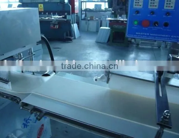 Donut/Bagel/Sweet Bread Rolls Making Machine photo-4