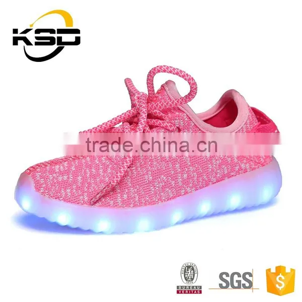 2016 Hot Selling Yeezy Footwear LED Outsole LED Light Up Shoe photo-5