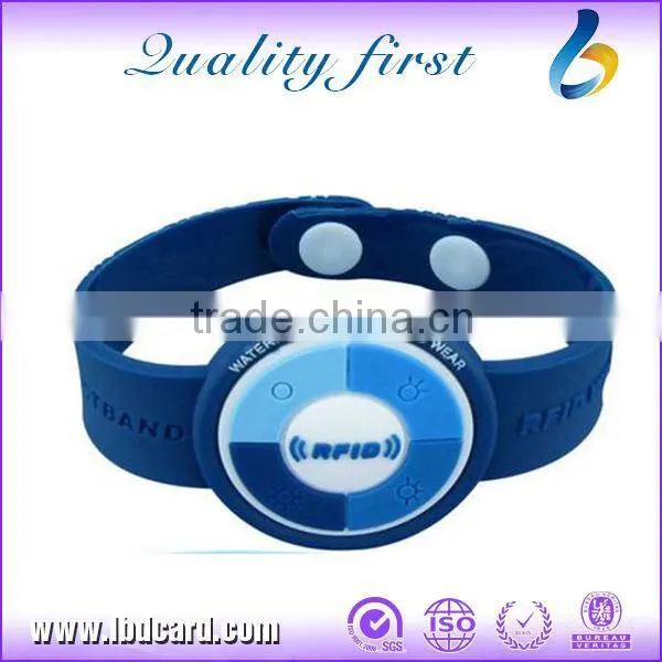 Large Capacity Competitive Price Custom Hospital Wristbands Proximity Wristband Silicone Wristbands For Nike Factory Wholesale photo-4