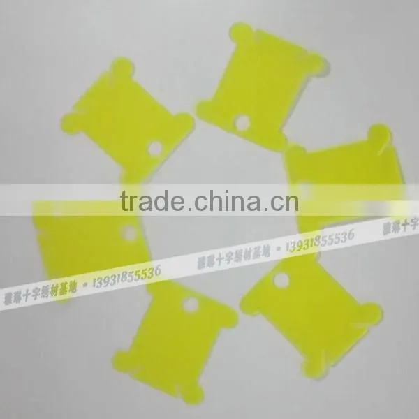 Wholesale Bobbin Winding Board Craft Colorful Plastic Sewing Tools for Cross Stitch Winding Bobbin Card photo-4