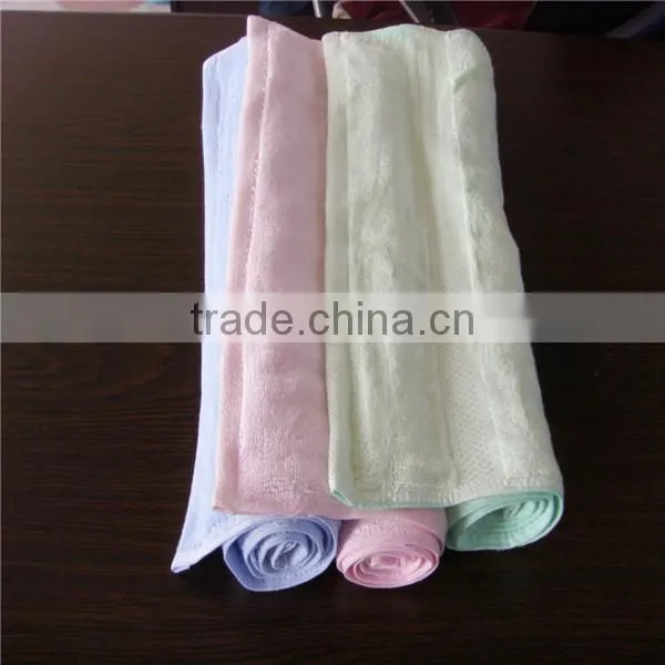 China Manufacture of Jacquard Thickness Cosmetic Towel photo-3