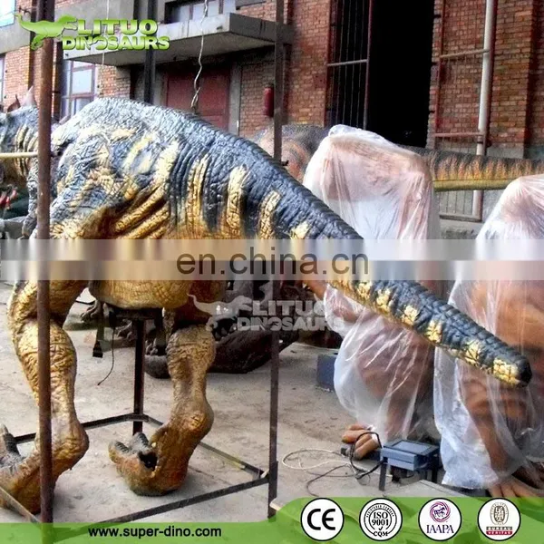 China Realistic Dinosaur Costume for Sale Walking Dinosaur Costume photo-4