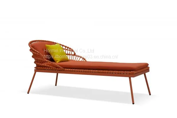 Chaise Lounge