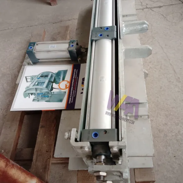 Factory Price Cattle Slaughtering Machine Legs Separated Device for Slaughter House Equipment photo-5